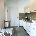 Vendégház Avar