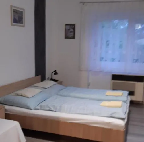 Avar Vendeghaz Konukevi Matrafured
